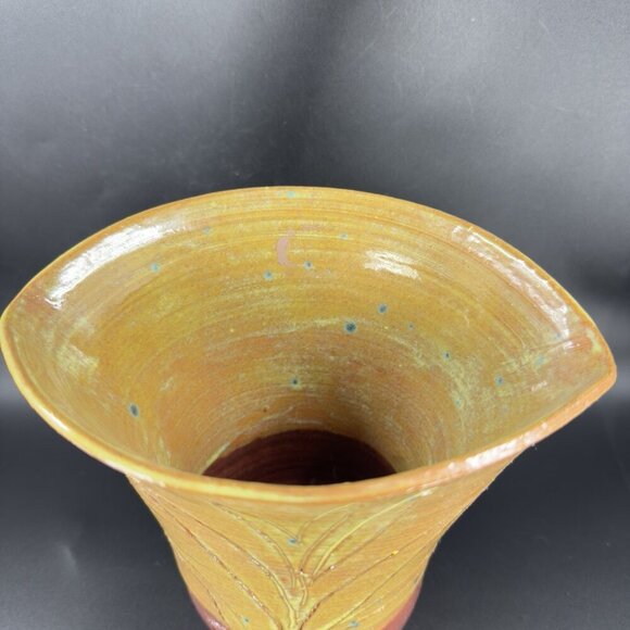 Vintage Oval Hand Made Studio Pottery Vase Etched RedWare Pottery Vessel Vase - Picture 6 of 16